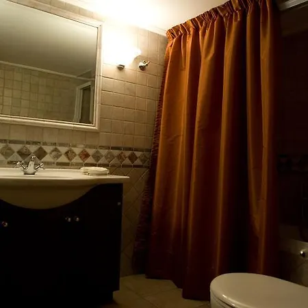 Avissinia Apartment *